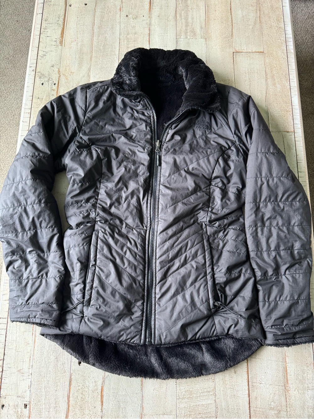 Women’s THE NORTH FACE Black Quilted Reversible Jacket